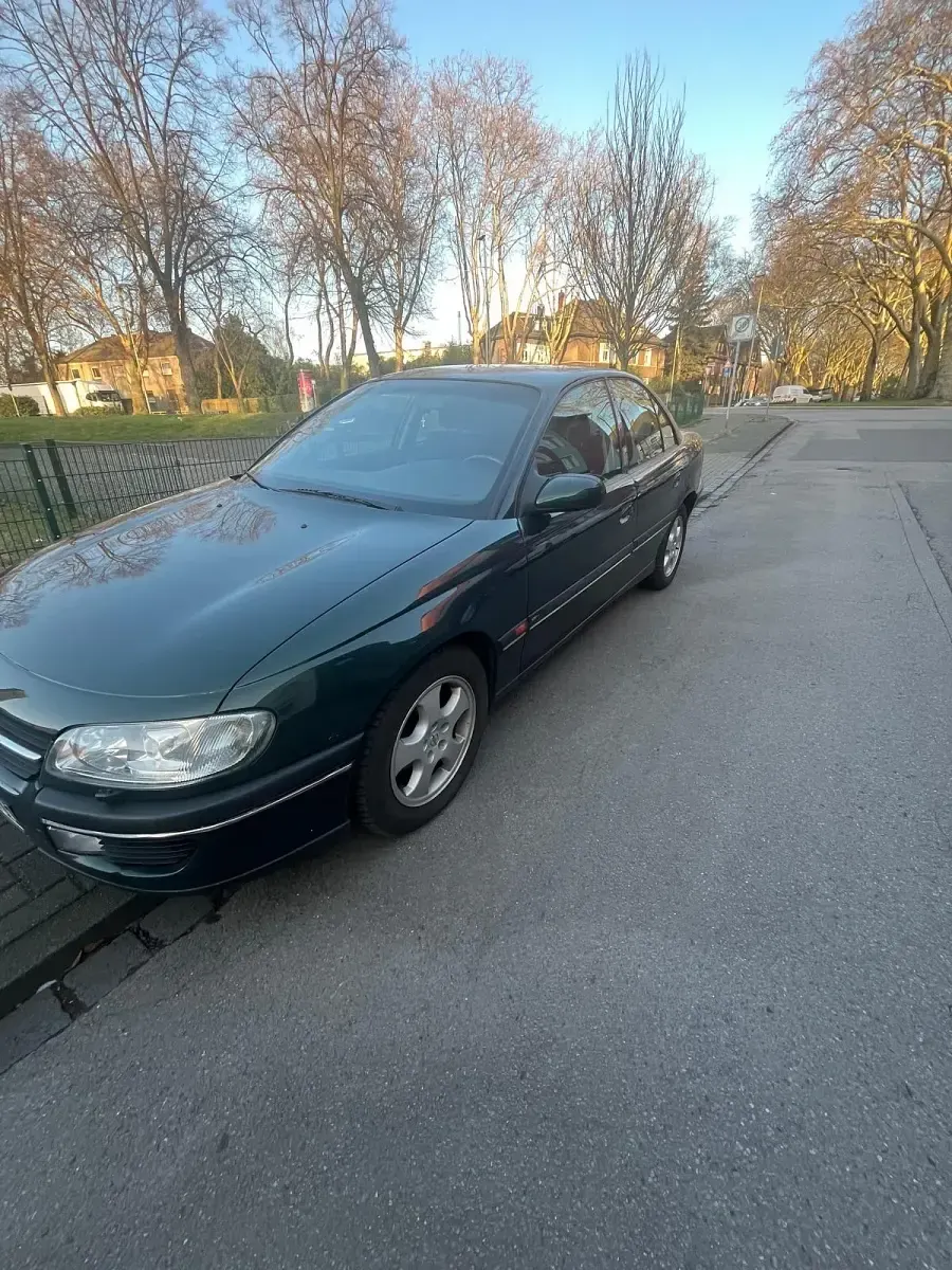 Gebraucht Opel Omega 136 PS (100 kW) 2000 Grün Limousine