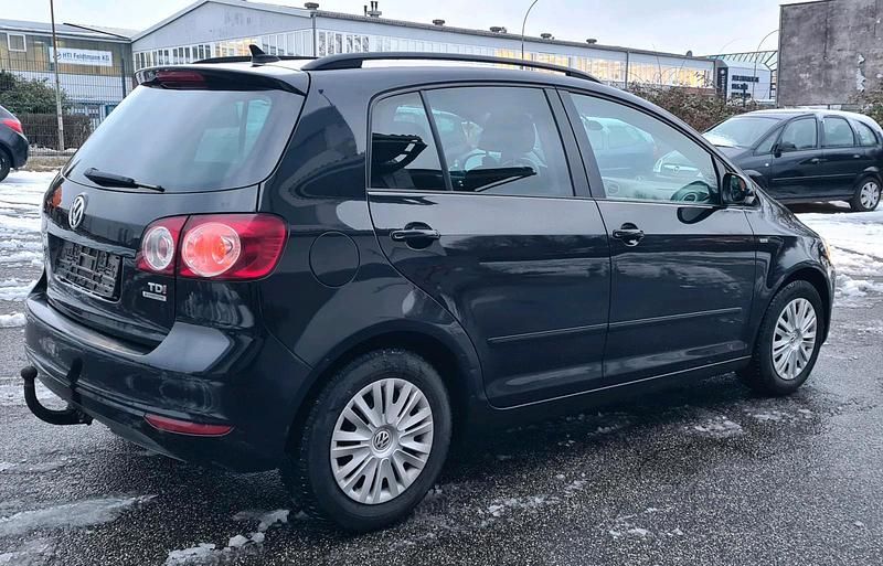 Gebraucht VW Golf Plus Cross 105 PS (77 kW) 2014 Schwarz Van / Kleinbus