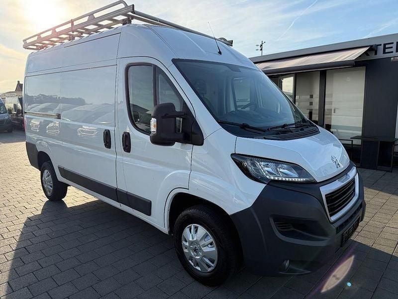Weiß Gebraucht 2017 Peugeot Boxer Van | 11.900 € (Guter Preis) - Bild 1/4