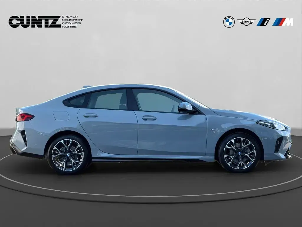 Gebraucht BMW 220 170 PS (125 kW) 2025 Brooklyn grau metallic Coupé