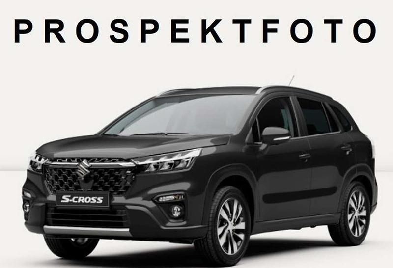 Cosmic black pearl Neu 2025 Suzuki SX4 S-Cross Comfort+ SUV | 34.990 € - Bild 1/1