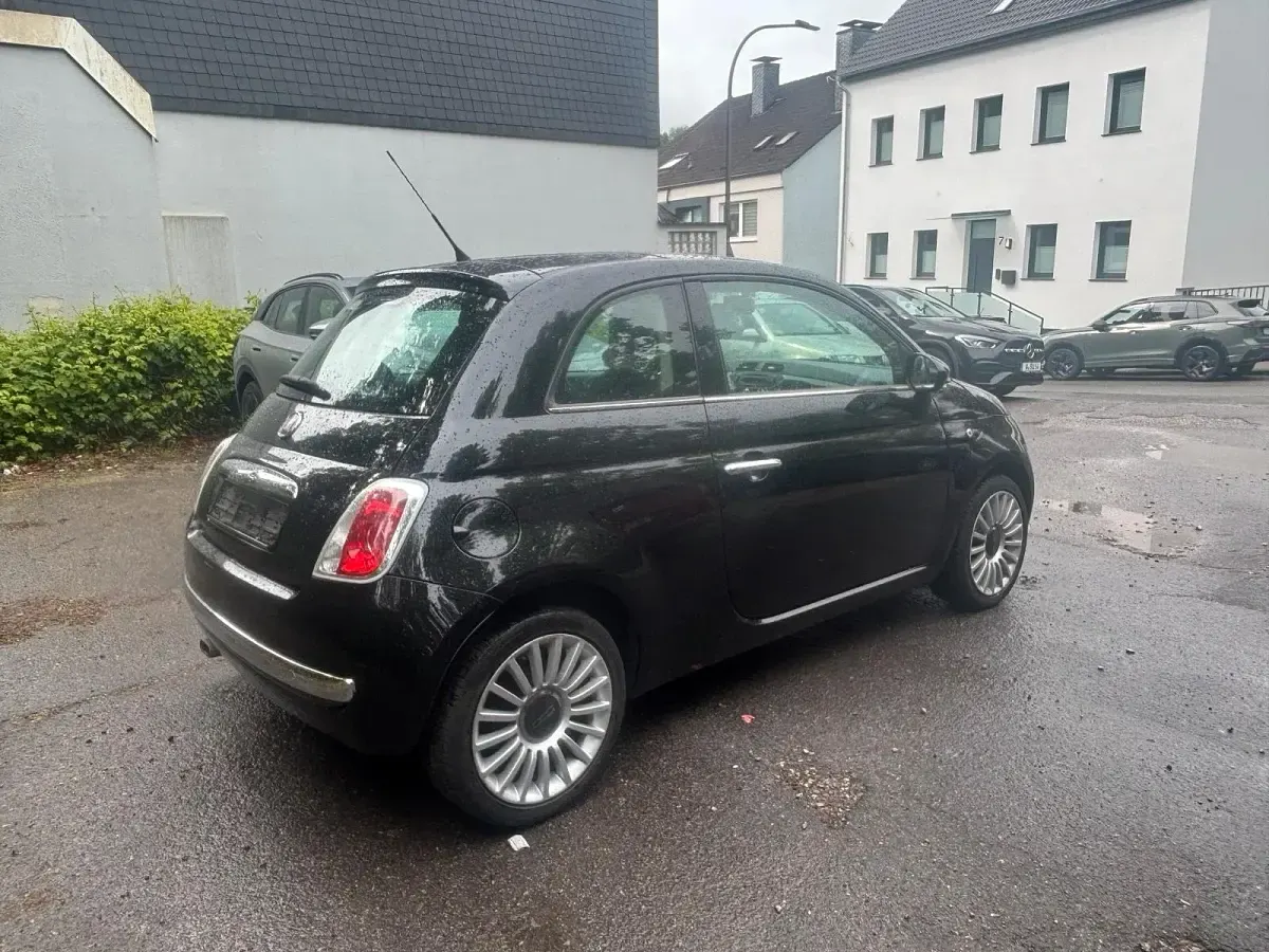 Gebraucht Fiat 500 68 PS (50 kW) 2012 Schwarz Kleinwagen