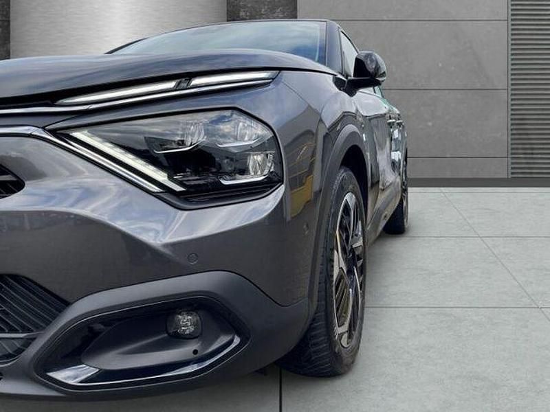 Gebraucht Citroën C4 Shine 131 PS (96 kW) 2023 Grau Limousine