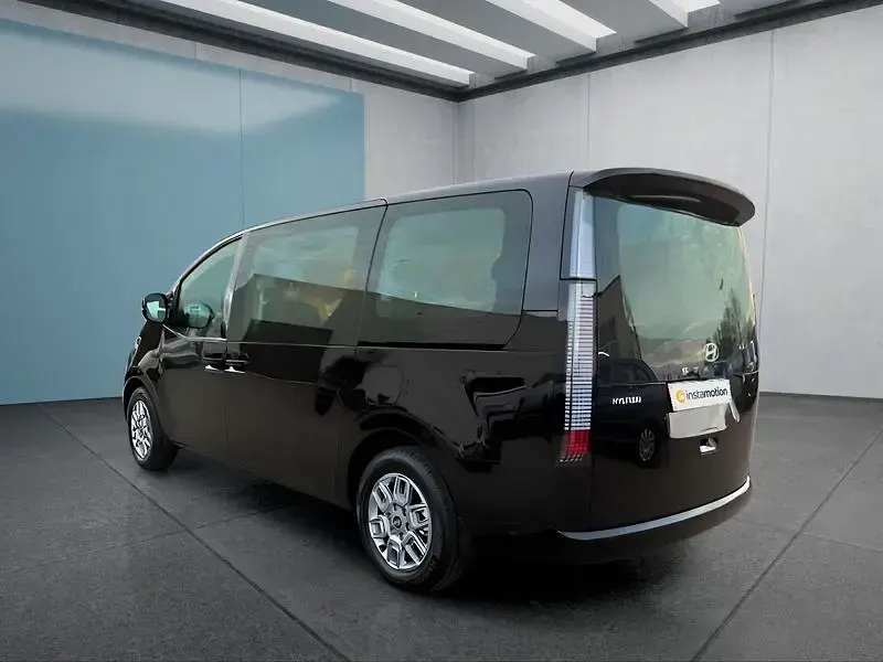 Neu Hyundai Staria Trend 226 PS (166 kW) 2026 Schwarz Van / Kleinbus