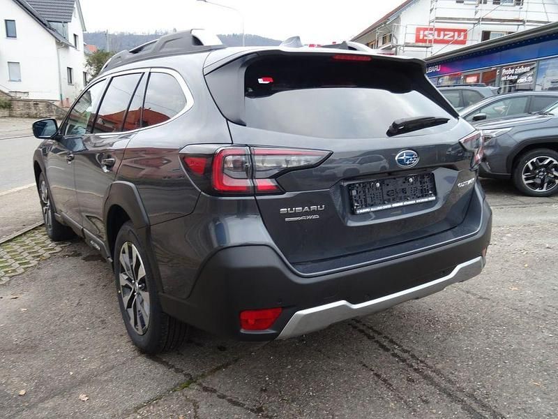 Neu Subaru Outback Platinum 169 PS (124 kW) 2025 Schwarz SUV