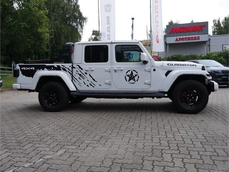 Gebraucht Jeep Gladiator Overland 284 PS (208 kW) 2020 Weiß Abholung