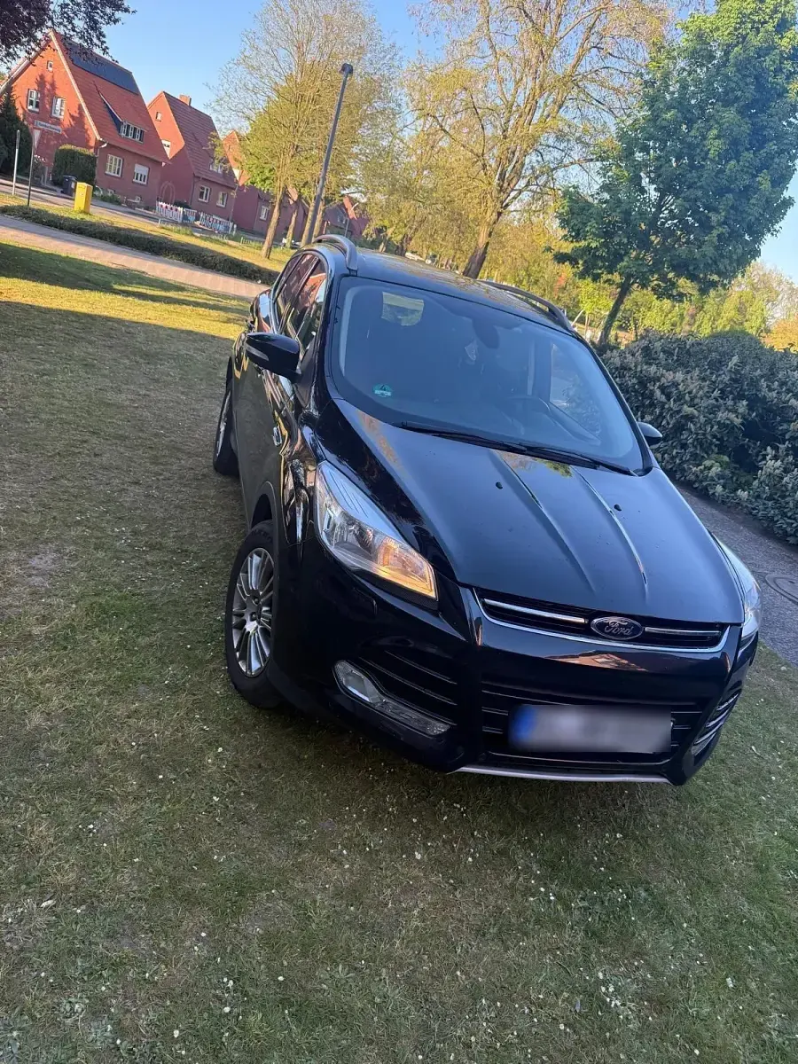 Gebraucht Ford Kuga 150 PS (110 kW) 2014 Schwarz SUV