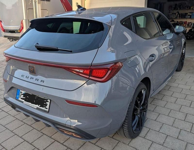 Gebraucht Cupra Leon VZ 245 PS (180 kW) 2021 Grau Limousine