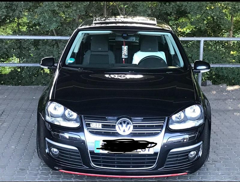 Gebraucht VW Golf V 140 PS (102 kW) 2008 Schwarz Kleinwagen