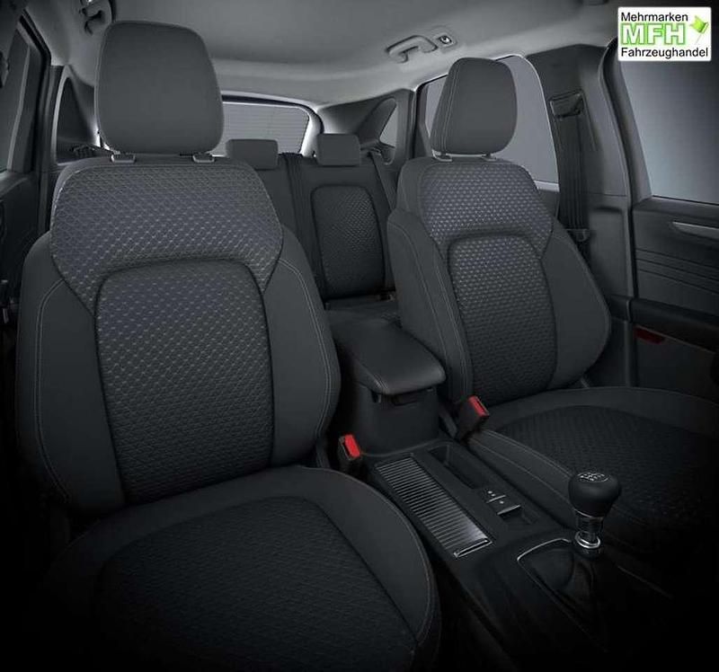 Neu Ford Kuga ST-Line 185 PS (136 kW) 2026 Desert blue metallic SUV