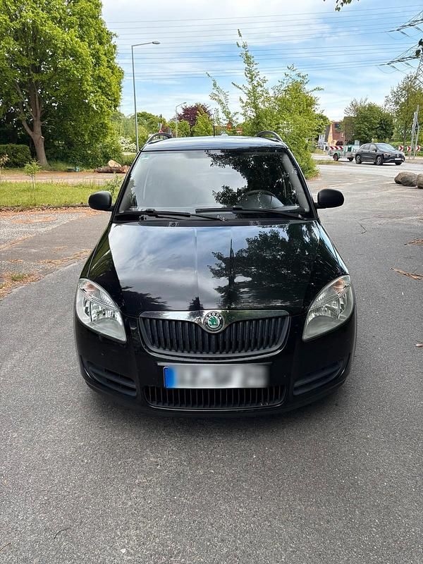 Schwarz Gebraucht 2009 Skoda Fabia Kleinwagen | 1.299 € (Fairer Preis) - Bild 1/4