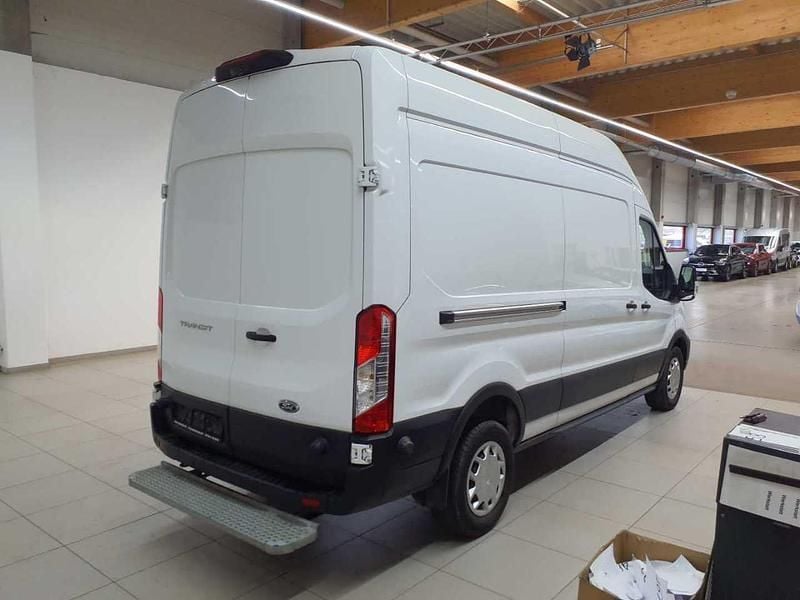 Gebraucht Ford Transit Trend 130 PS (95 kW) 2021 Frostweiß Pickup
