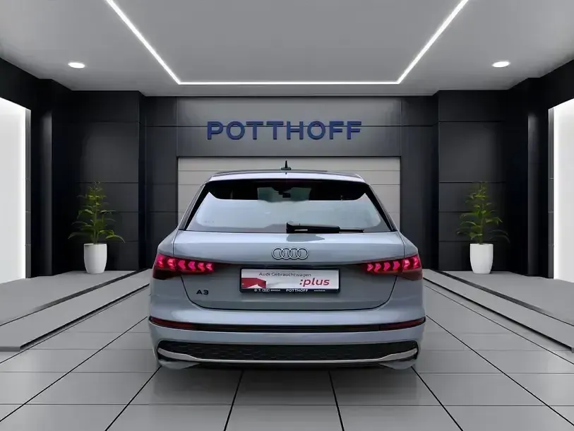 Gebraucht Audi A3 Comfort 150 PS (110 kW) 2025 Pfeilgrau perleffekt Limousine