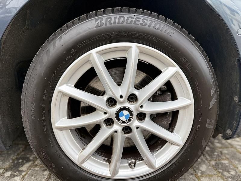 Gebraucht BMW 218 Active Tourer Advantage 136 PS (100 kW) 2017 Grau Van / Kleinbus