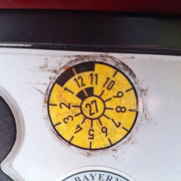 Gebraucht VW T6 150 PS (110 kW) 2017 Rot Van