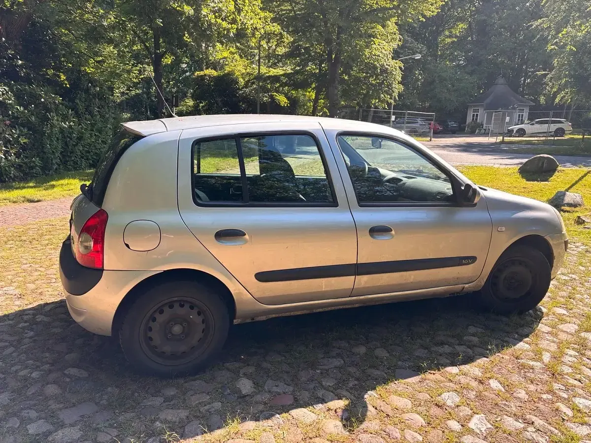 Gebraucht Renault Clio 2005 Silber Kleinwagen