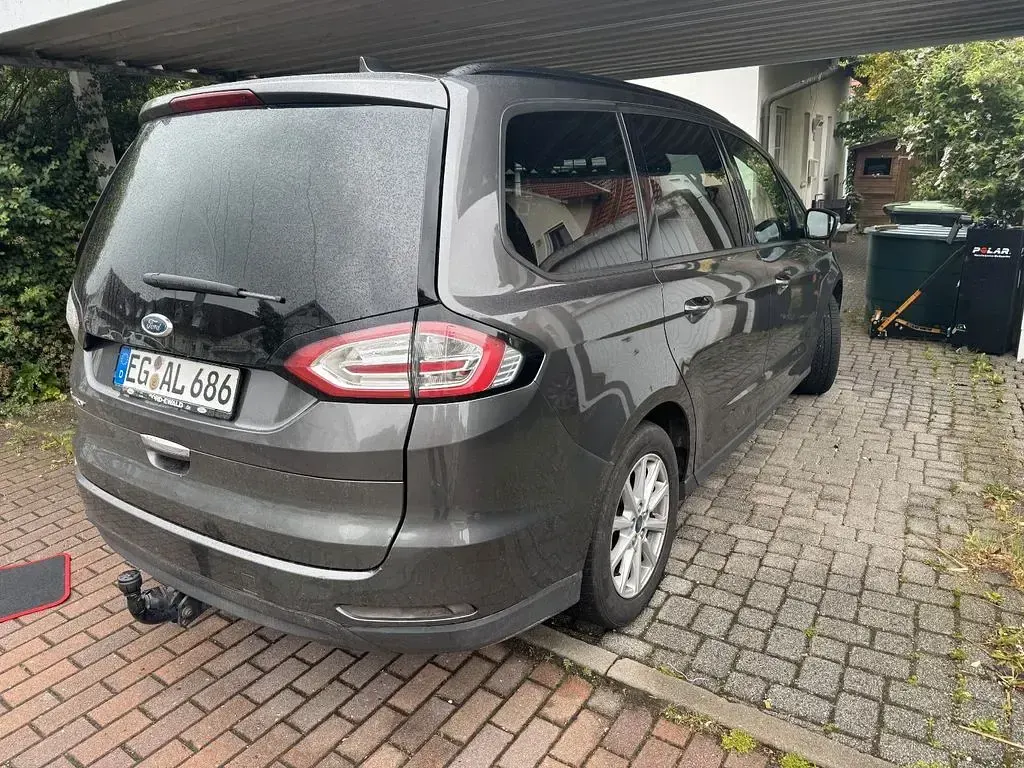 Gebraucht Ford Galaxy Trend 150 PS (110 kW) 2020 Grau Van / Kleinbus