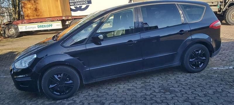 Gebraucht Ford S-MAX S 163 PS (119 kW) 2012 Schwarz Van / Kleinbus