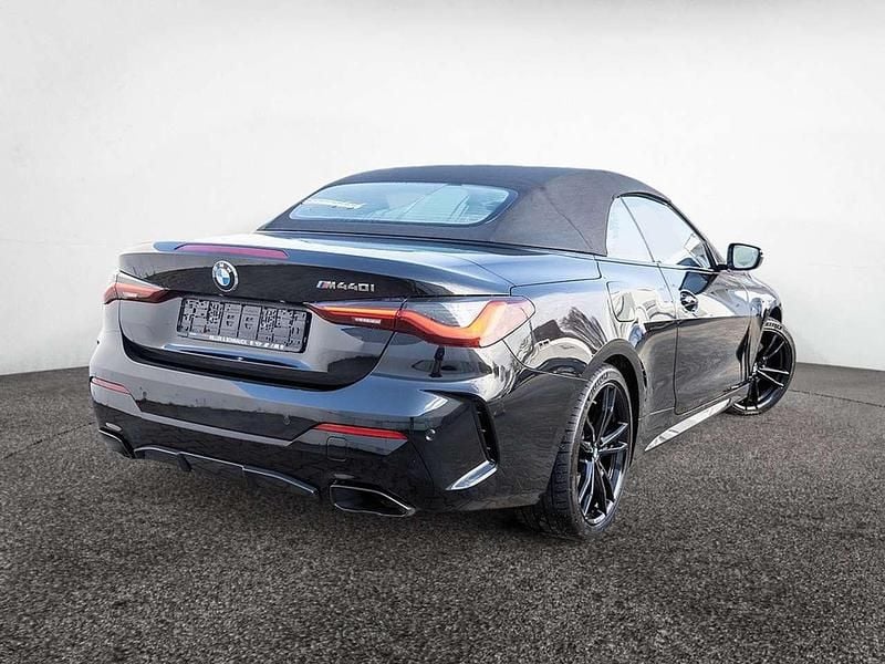 Gebraucht BMW 440 374 PS (275 kW) 2022 Saphirschwarz Cabrio