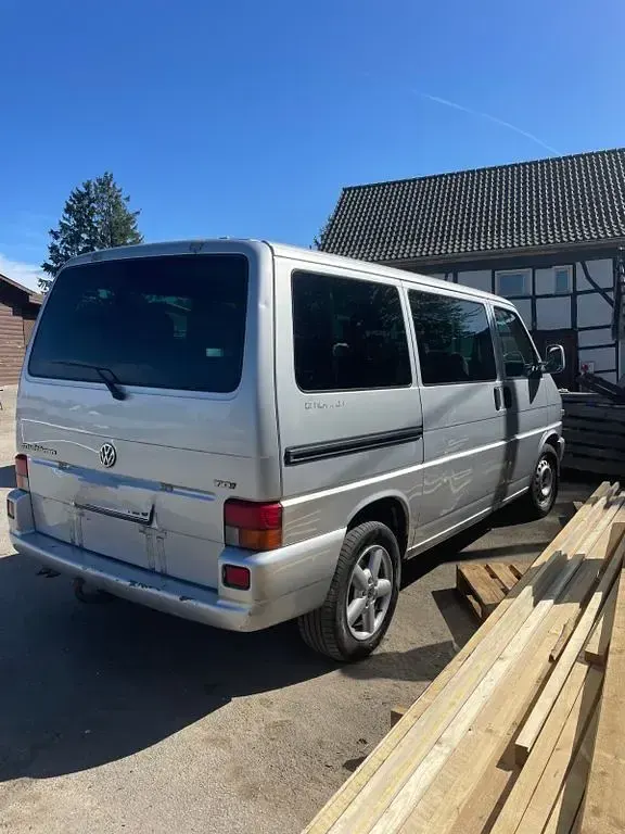 Second-hand VW T4 150 CP (110 kW) 2003 Argintiu Van