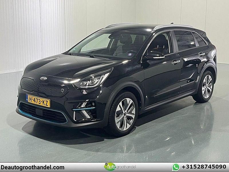 Schwarz Gebraucht 2020 Kia e-Niro SUV | 15.972 € (Fairer Preis) - Bild 1/4