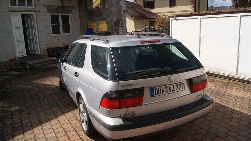 Second-hand Saab 9-5 185 CP (136 kW) 2001 Argintiu Break