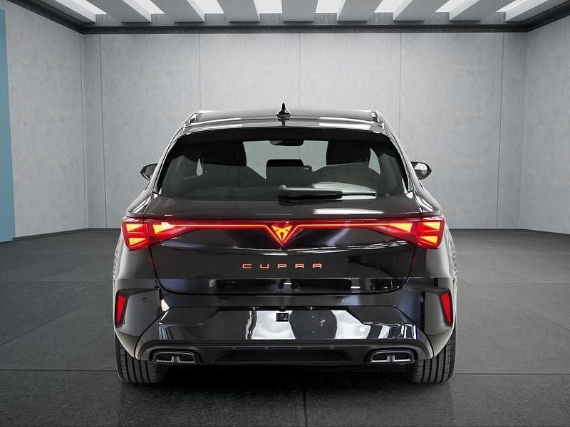 Nowe Cupra Leon 204 KM (150 kW) 2026 Niebieski Kombi