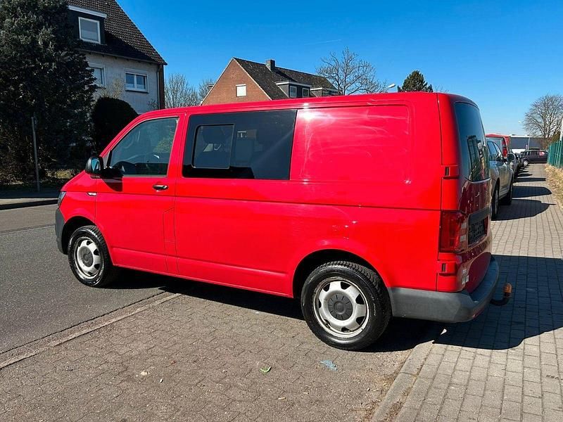 Second-hand VW Transporter 204 CP (150 kW) 2018 Roșu Van