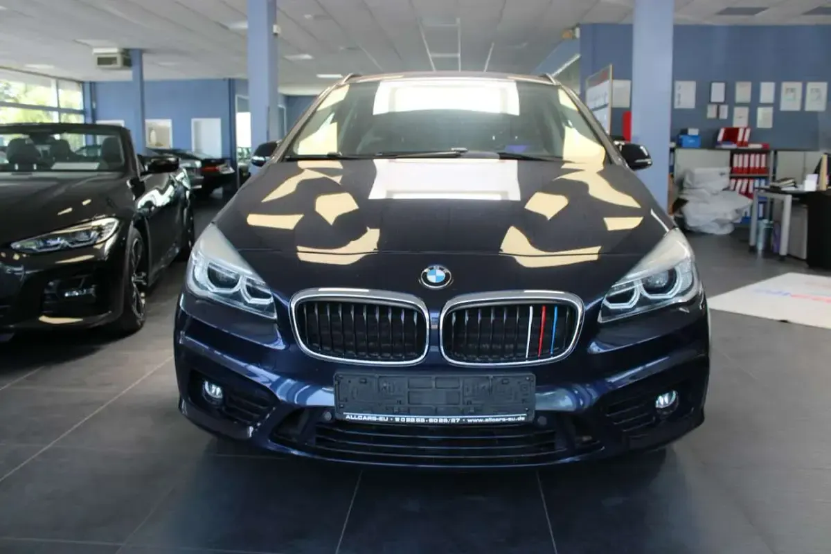 Gebraucht BMW 225 231 PS (169 kW) 2015 Imperialblau brillianteffekt m Limousine