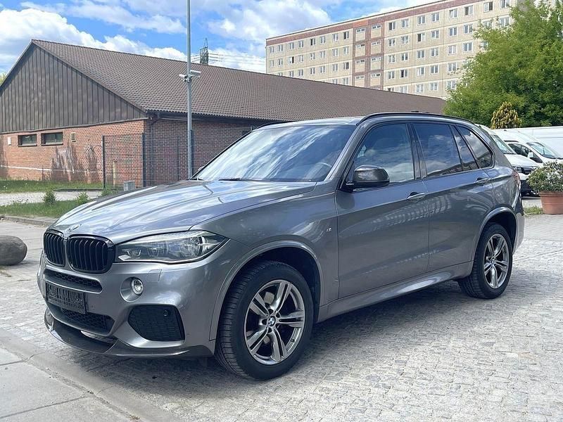 Grau Gebraucht 2015 BMW X5 M Performance SUV | 24.900 € (Fairer Preis) - Bild 1/4