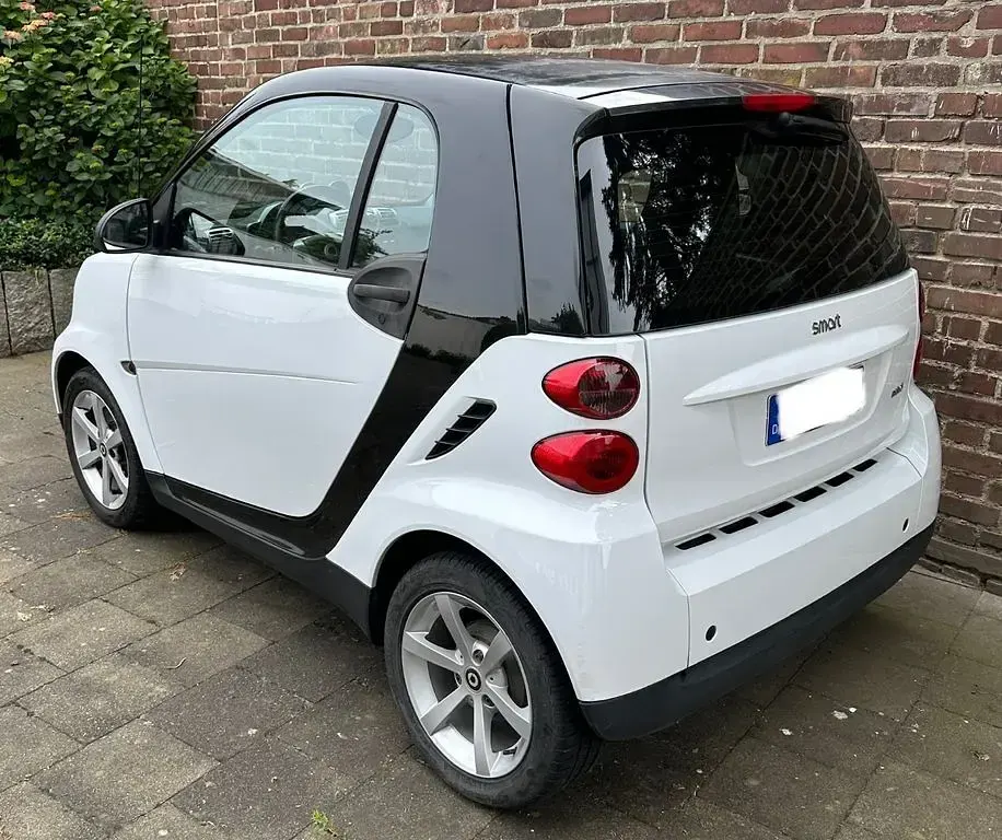 Gebraucht Smart ForTwo Coupé 71 PS (52 kW) 2009 Weiß Coupé