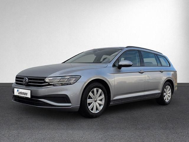 Gebraucht VW Passat Conceptline 150 PS (110 kW) 2022 Pyritsilber Kombi