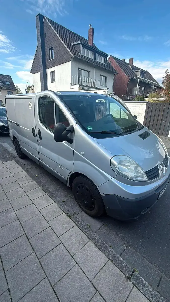 Brugt Renault Trafic 115 HK (84 kW) 2011 Sølv MPV