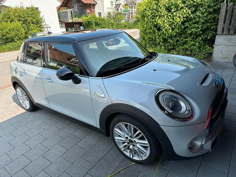Grau Gebraucht 2015 Mini Cooper S Kleinwagen | 13.290 € (Guter Preis) - Bild 1/4