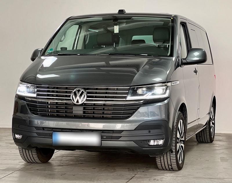 Gebraucht VW Multivan 150 PS (110 kW) 2021 Grau Van