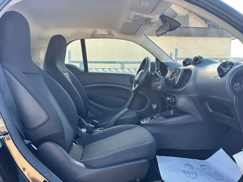 Gebraucht Smart ForTwo Electric Drive 60 kW (82 PS) 2023 Weiß Coupé