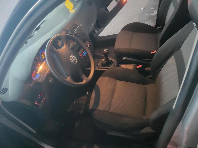 Gebraucht VW Golf IV 75 PS (55 kW) 2003 Kleinwagen