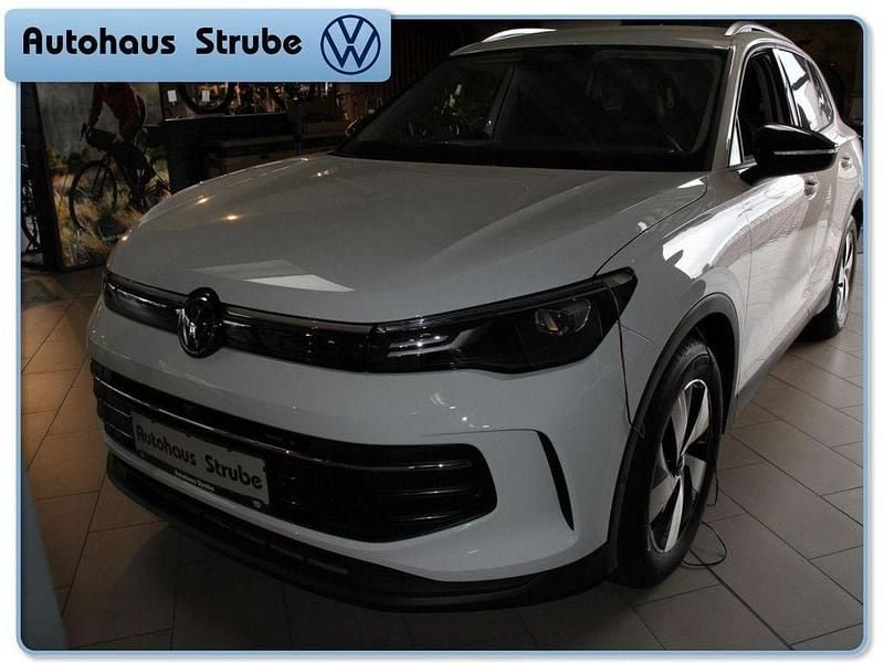 Weiß Neu 2025 VW Tiguan Goal SUV | 38.990 € (Guter Preis) - Bild 1/4