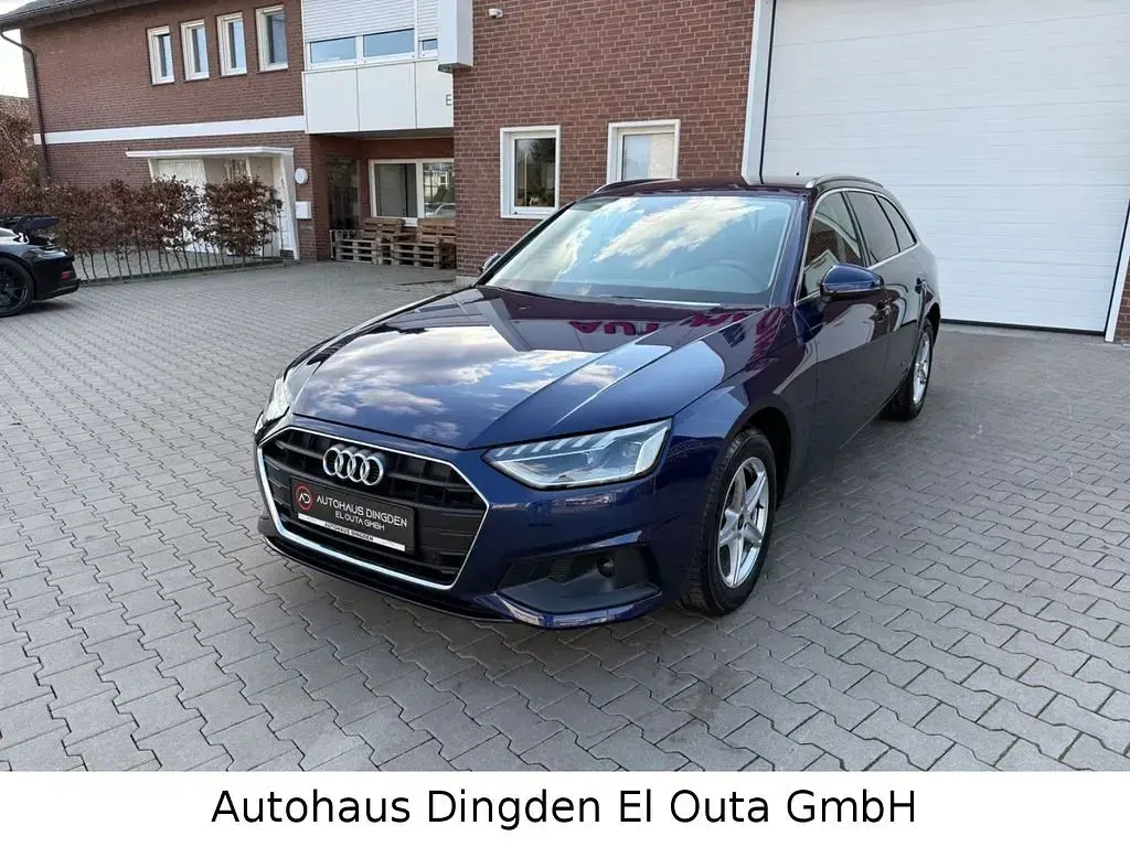 Gebraucht Audi A4 Advanced 163 PS (119 kW) 2023 Blau Kombi