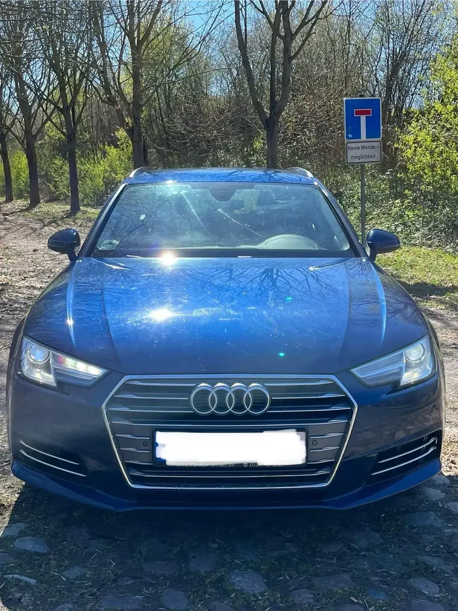 Gebraucht Audi A4 150 PS (110 kW) 2017 Blau Kombi