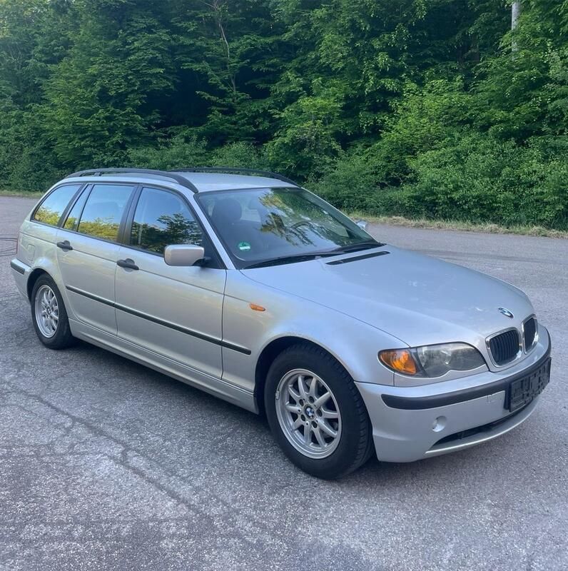 Silber Gebraucht 2004 BMW 318 Kombi | 2.800 € (Etwas zu teuer) - Bild 1/4