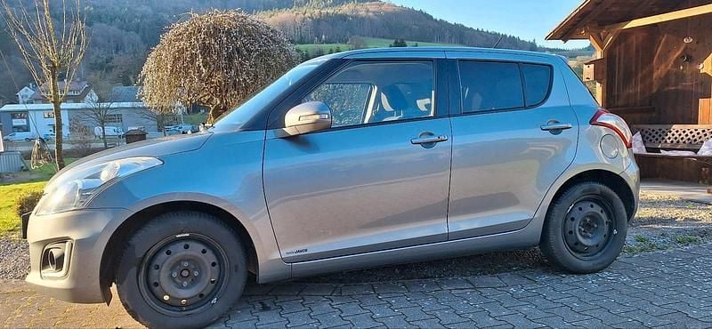 Gebraucht Suzuki Swift 94 PS (69 kW) 2016 Silber Kleinwagen