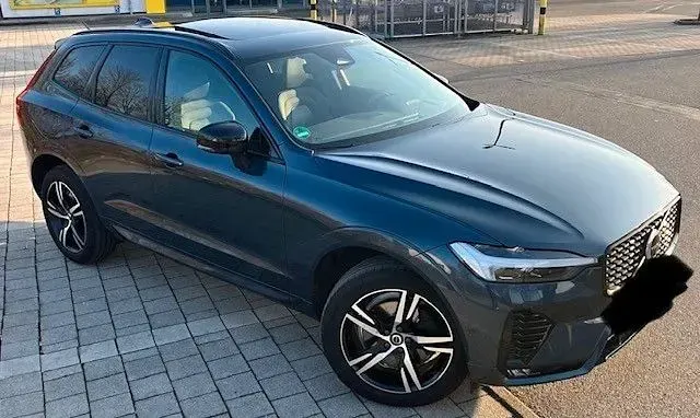 Gebraucht Volvo XC60 R-Design 198 PS (145 kW) 2021 Blau SUV