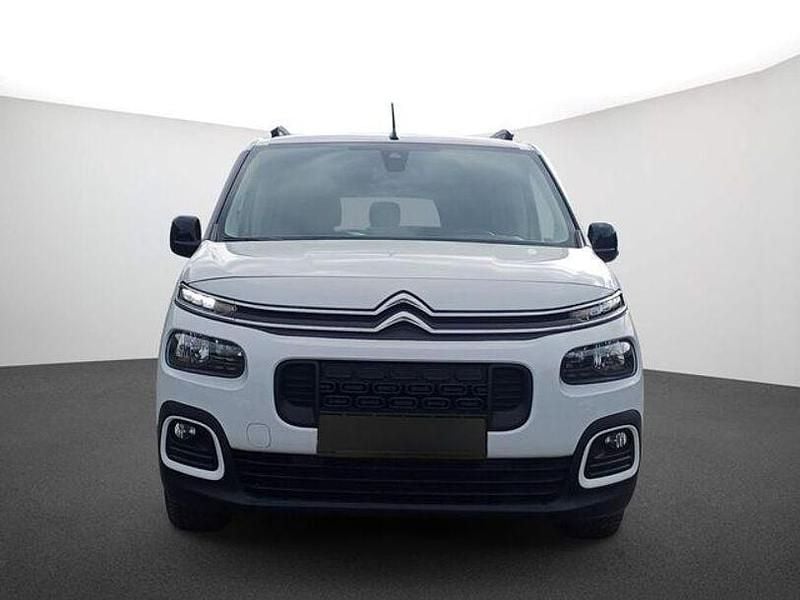 Gebraucht Citroën Berlingo Feel 131 PS (96 kW) 2023 Weiß Van / Kleinbus