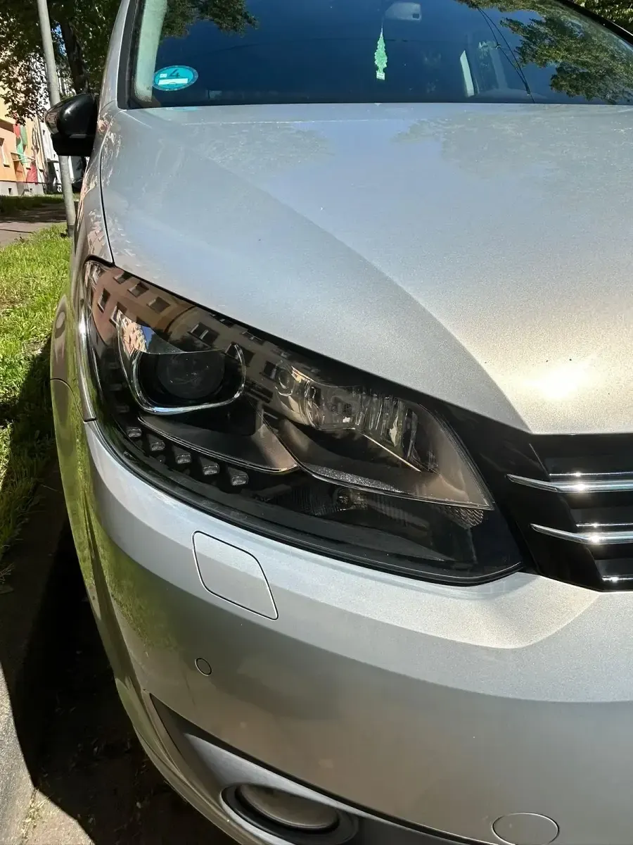 Gebraucht VW Touran Style 140 PS (102 kW) 2011 Grau Van / Kleinbus
