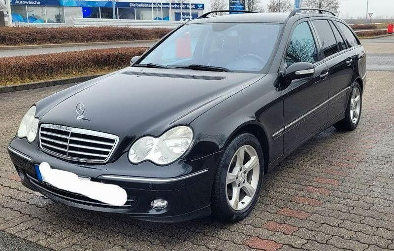 Gebraucht Mercedes 230 204 PS (150 kW) 2006 Schwarz Kombi