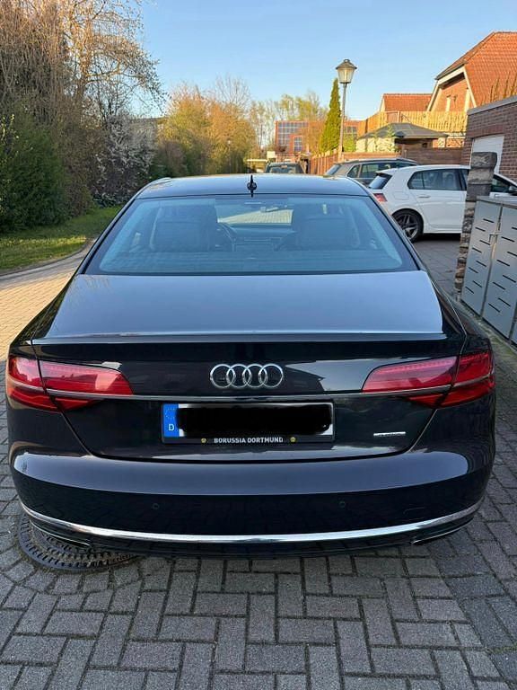 Second-hand Audi A8 258 CP (189 kW) 2015 Gri Berlinǎ