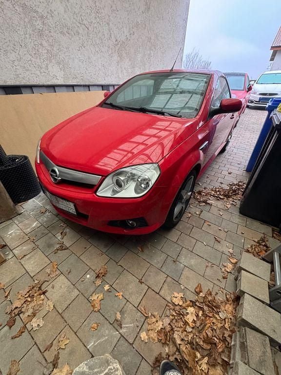 Gebraucht Opel Tigra 90 PS (66 kW) 2012 Rot Cabrio