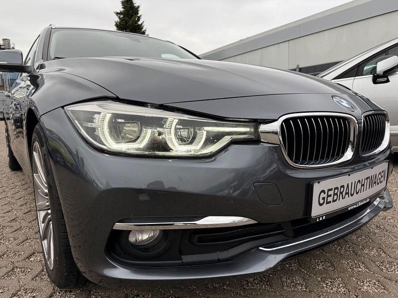 Gebraucht BMW 320 Luxury Line 190 PS (139 kW) 2017 Grau Kombi