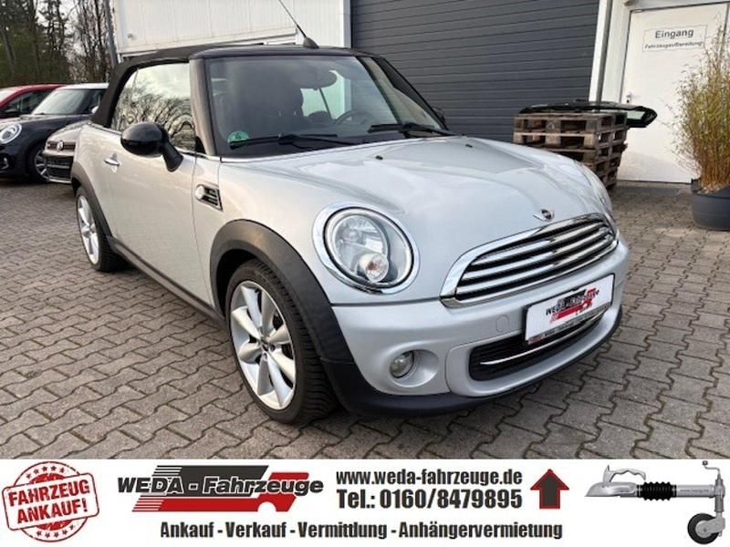 Gebraucht Mini Cooper Cabriolet 122 PS (89 kW) 2011 White silver metallic Cabrio